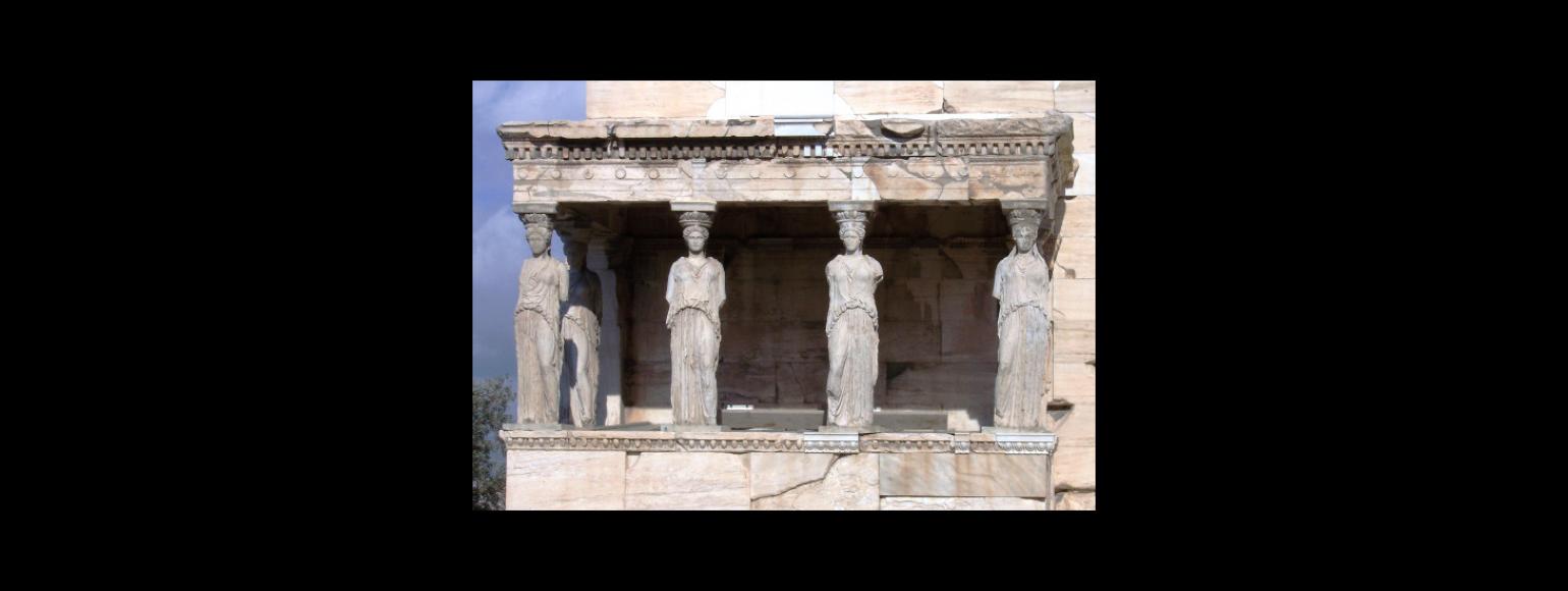 Fotografia: Kariatyda z południowego ganku w Erechtejonie. 